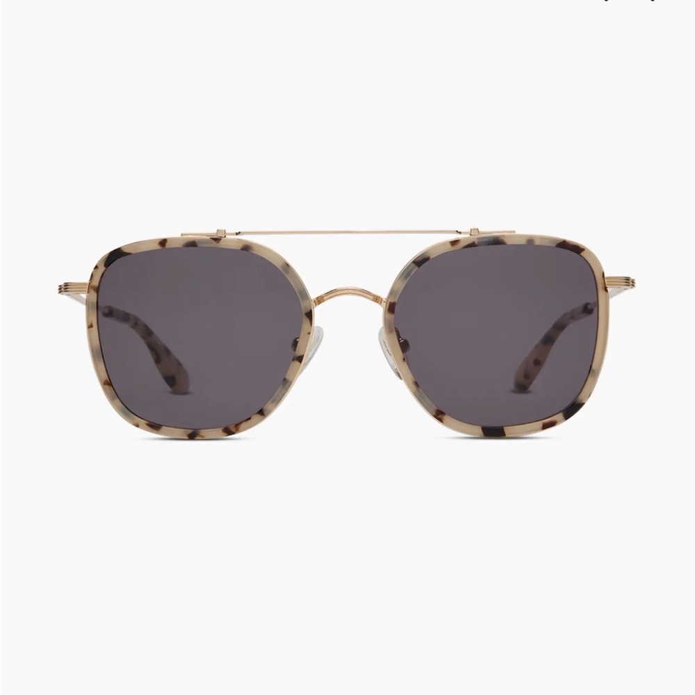 Quince Tortoiseshell Frame Sunglasses with Gold Bridge and Dark Lenses